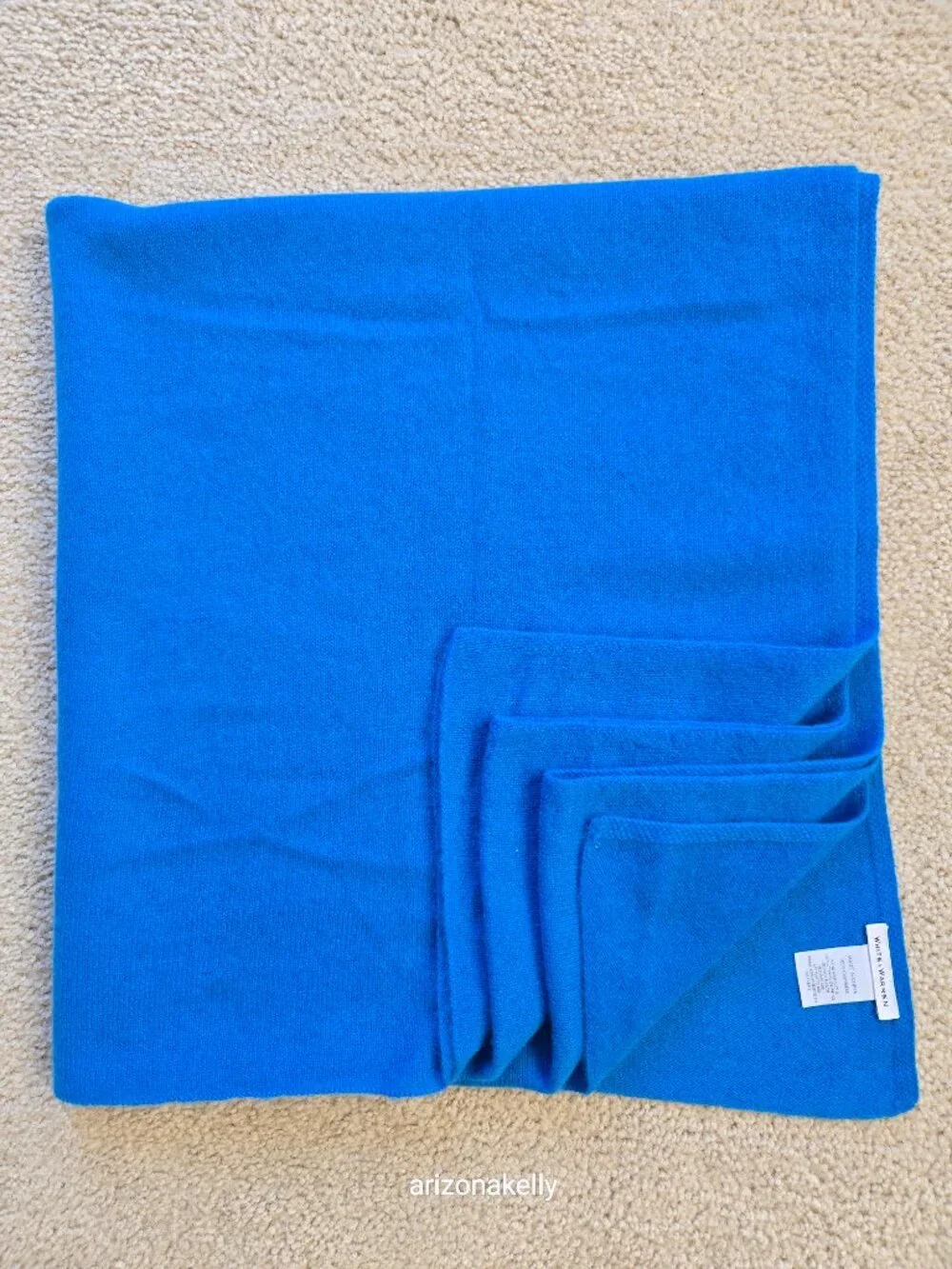 NWOT White + Warren Cashmere Travel Wrap Blue